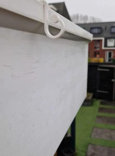 Christmas light gutter clips
