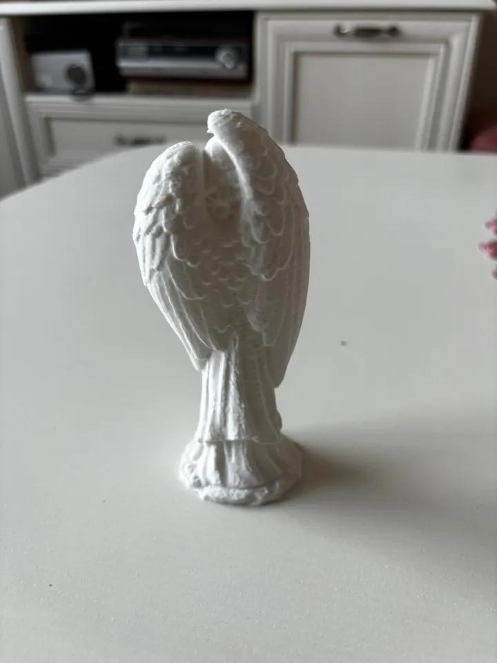 Sculpture of a beautiful angel - Afbeelding 3