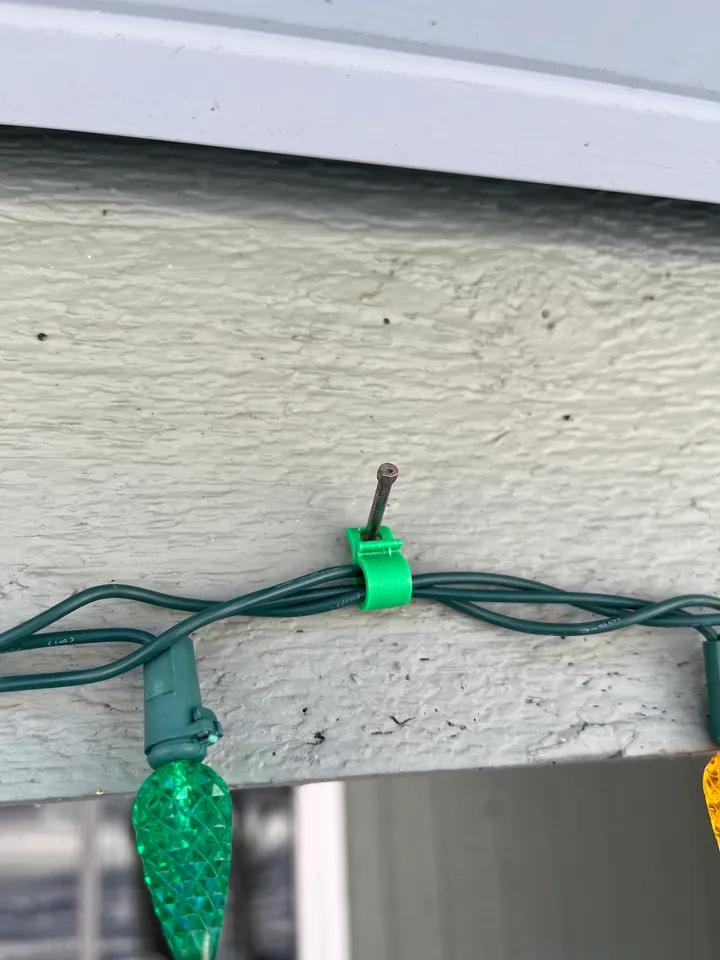 Christmas Light Strand Hanger/Clip