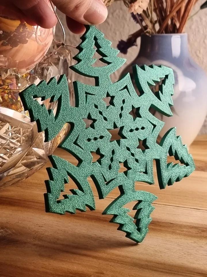 Christmas flake ornament/decoration