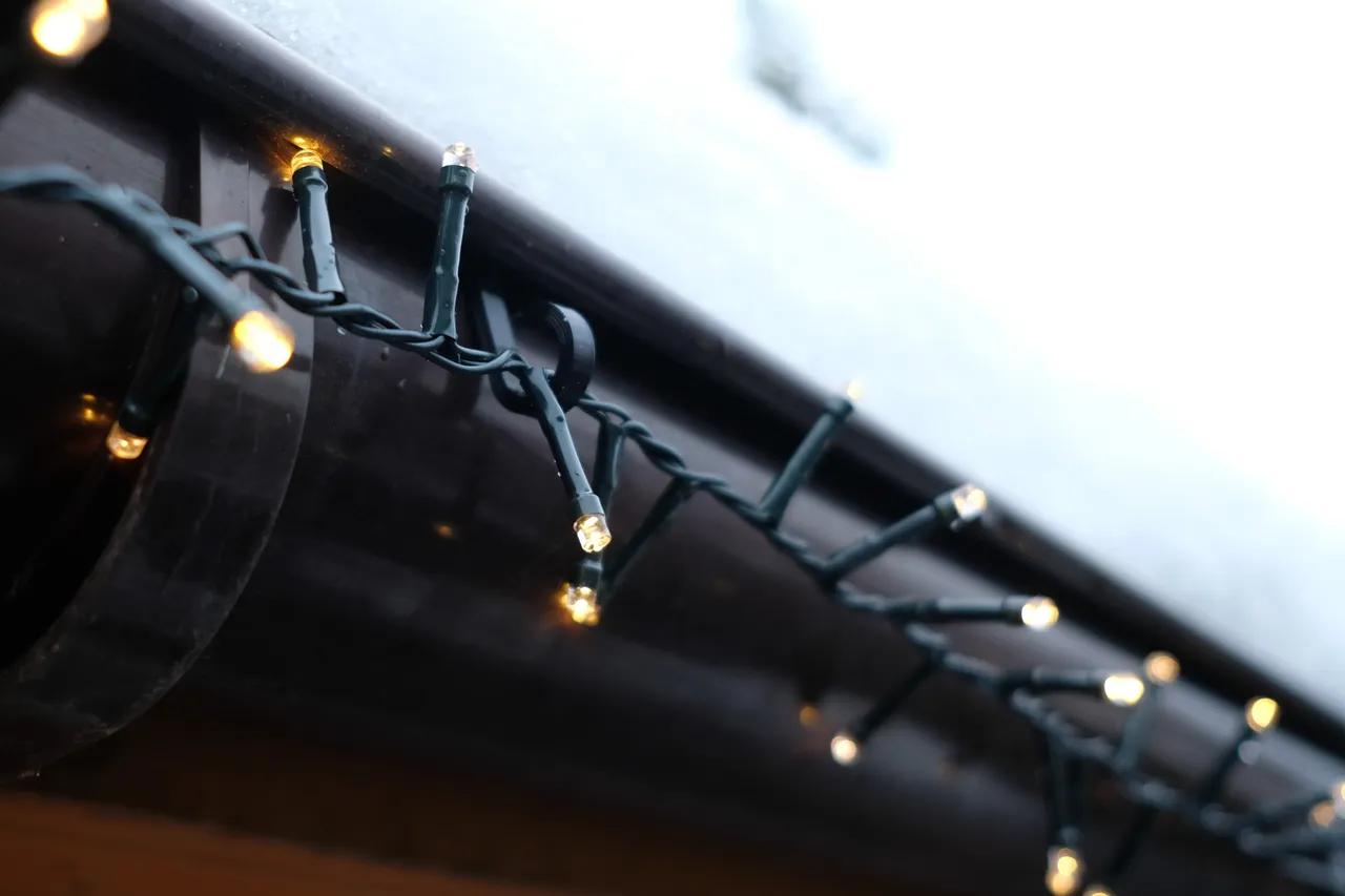 Plastic gutters hook for christmas light chain