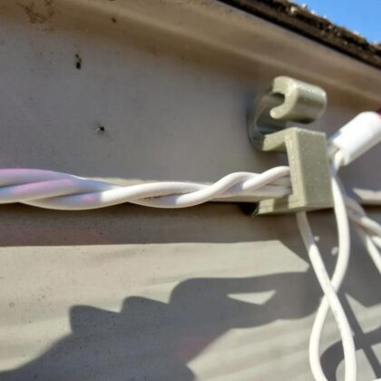 Christmas light hanger clip.