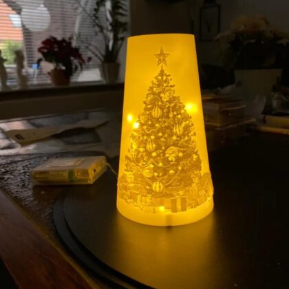 Christmas tree. Led lamp. falco*sign.