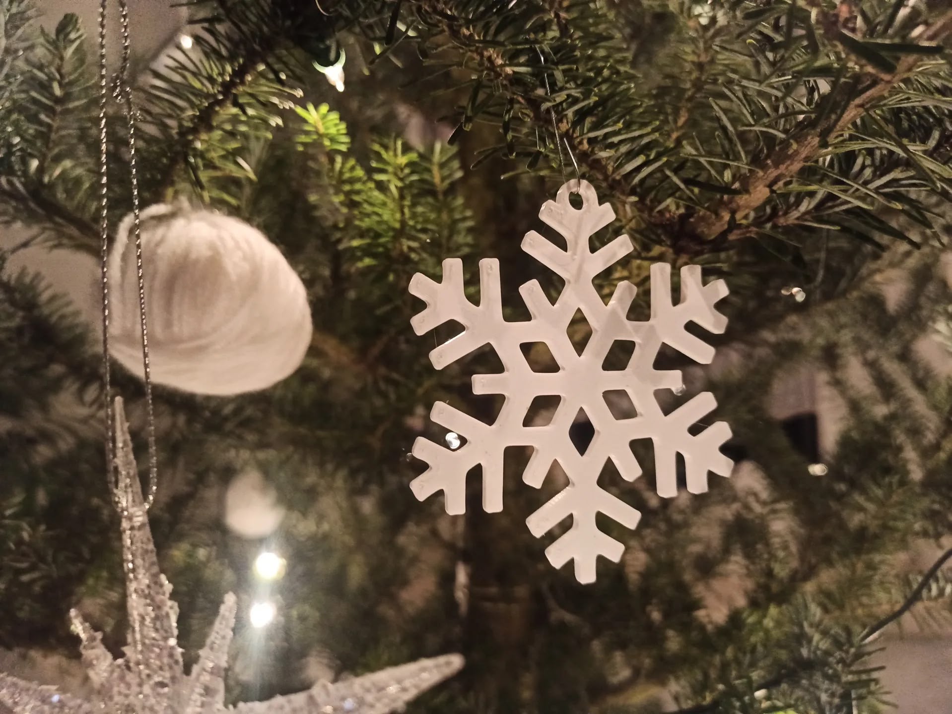 Snowflake Christmas Ornament 4 (BioPlastic)