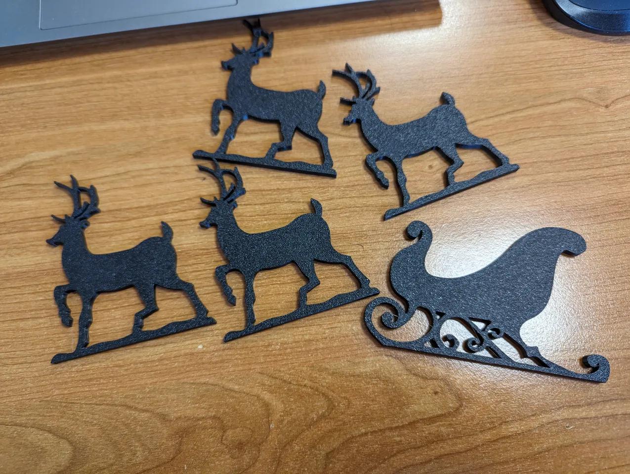 Santa Sleigh & Reindeer Christmas Decoration - Afbeelding 2