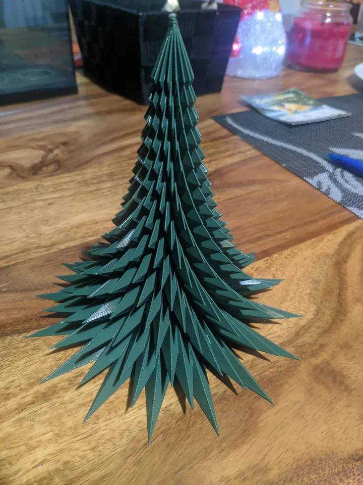 Spiky twisted vase mode Christmas tree - Afbeelding 2