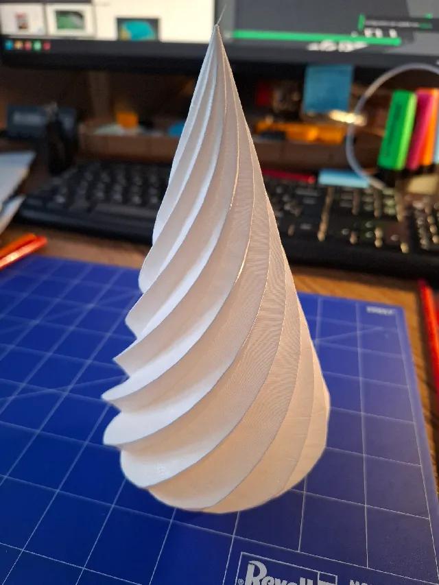Tall Christmas Tree - Vase Mode - Afbeelding 2