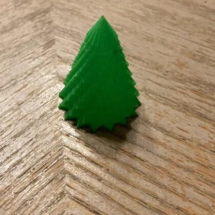 Spiky twisted vase mode Christmas tree